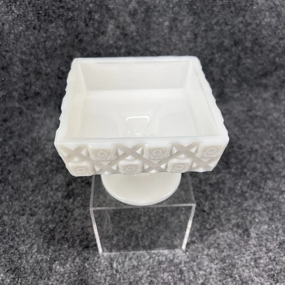 Westmoreland Old Quilt Milk Glass Footed Pedestal Candy Dish No Lid 4-1/8